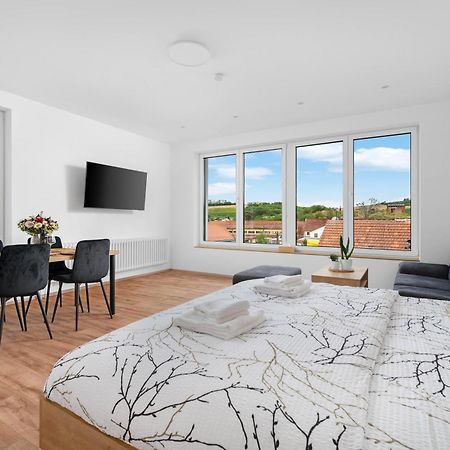 Apartmany Stastny Sklep Valtice Εξωτερικό φωτογραφία