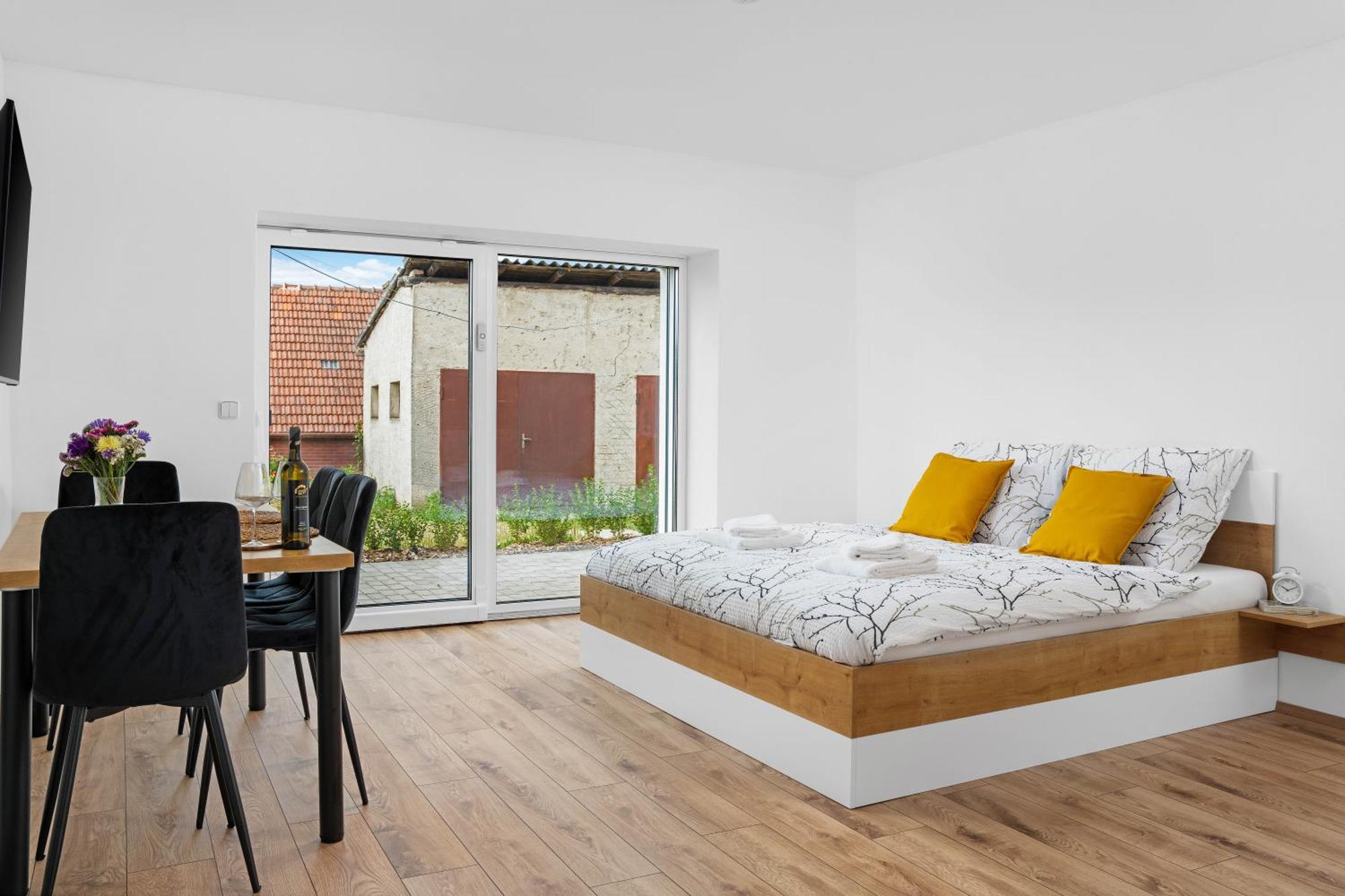 Apartmany Stastny Sklep Valtice Εξωτερικό φωτογραφία
